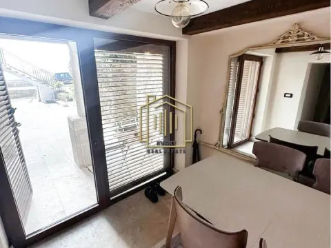 Prodaja, jednosoban stan, 57m², Donja Lastva, Tivat - image 5