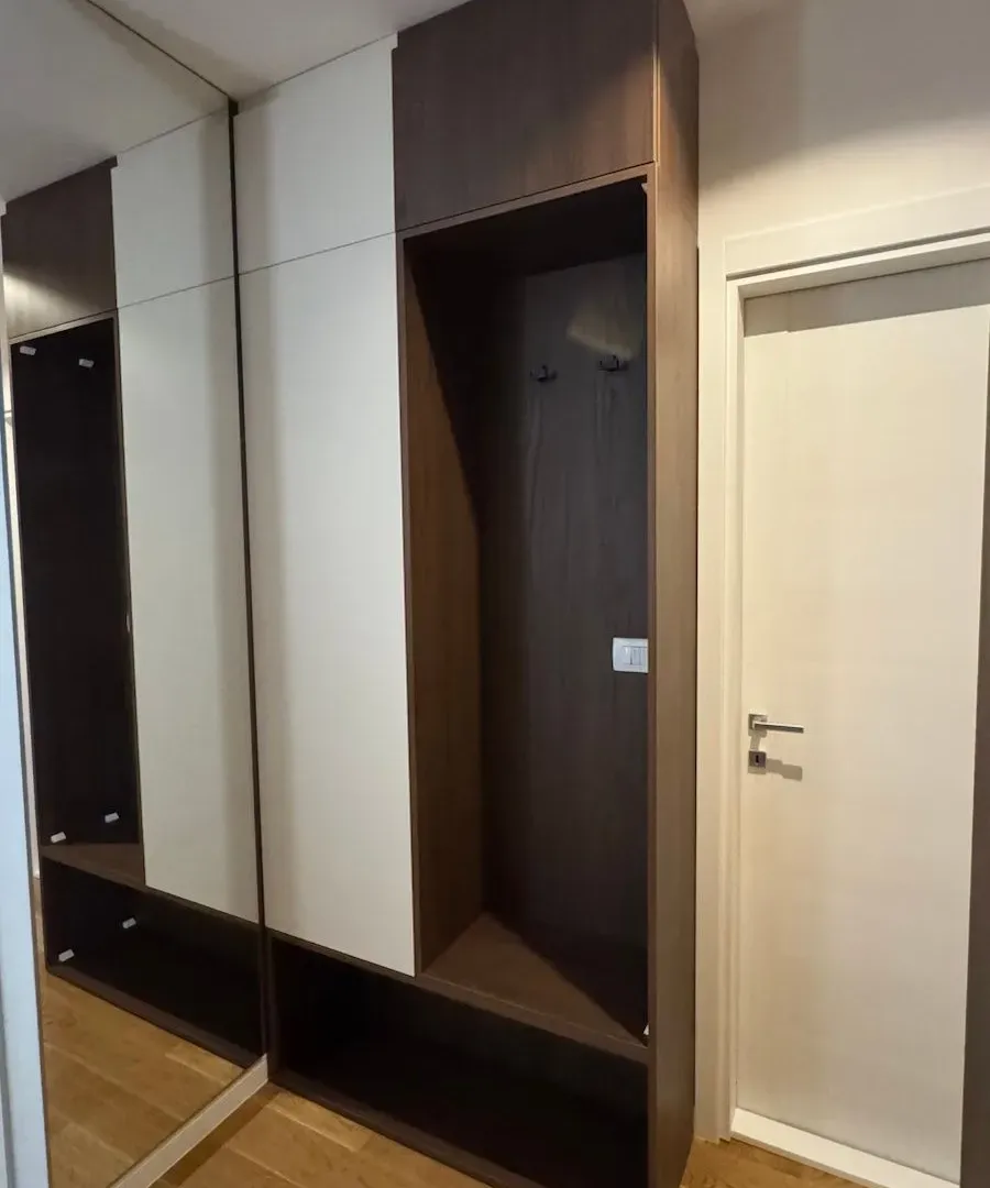 Izdavanje, stan, 43m², Central Point, Podgorica