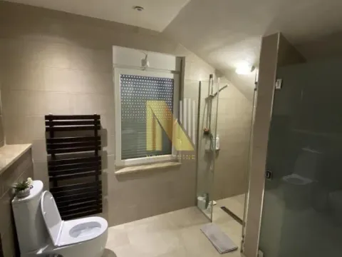 Izdavanje, trosoban stan, 190m², Bulevar Evrope, Novi Sad Sve Podlokacije - image 20