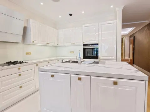 Sale, two bedroom apartment, 114m², Budva, Crna Gora - image 19