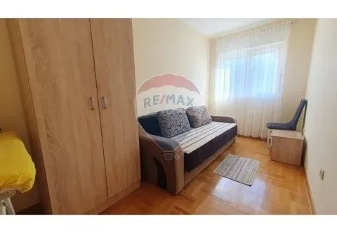 Izdavanje, dvosoban stan, 65m², Stari Aerodrom, Podgorica - image 17