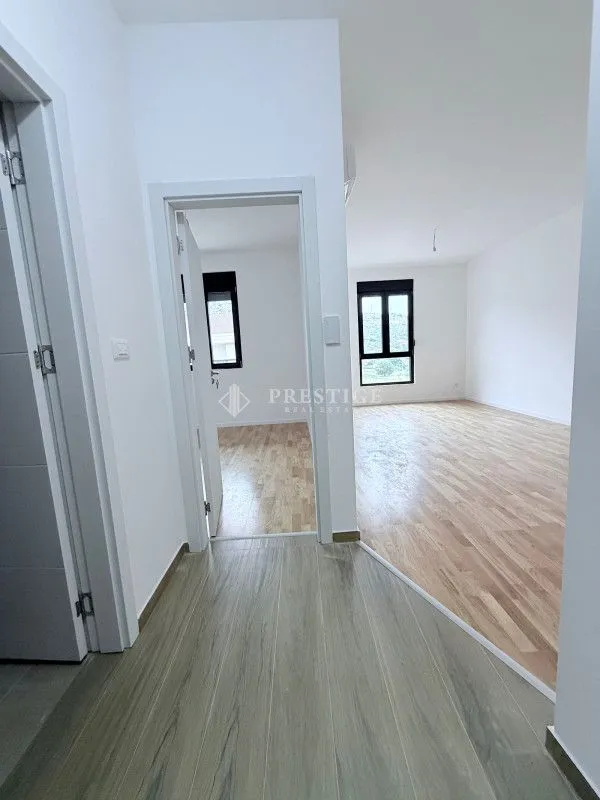 Izdavanje, jednosoban stan, 45m², Tološi, Podgorica