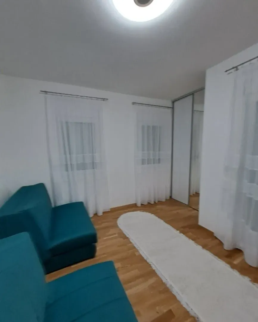 Izdavanje, dvosoban stan, 66m², Zabjelo, Podgorica