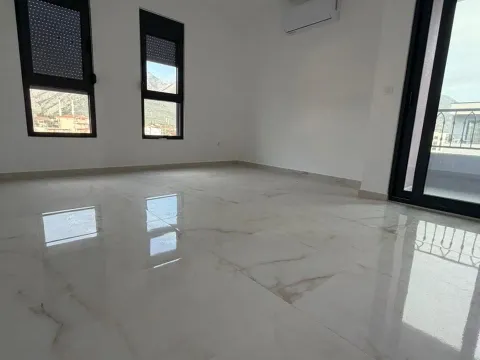 Sale, one bedroom apartment, 56m², Čeluga, Bar - image 5