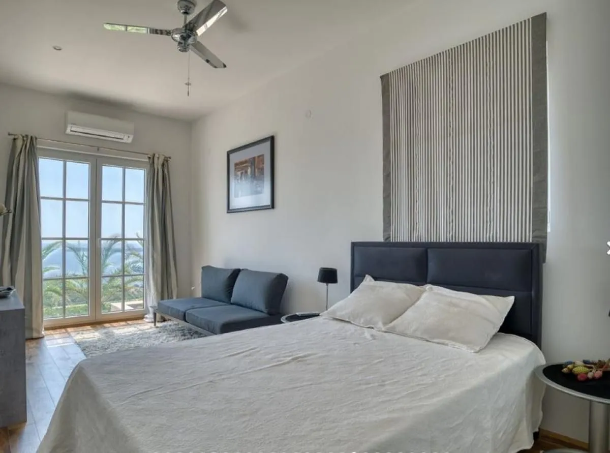 Prodaja, kuća, 240m², Podi, Herceg Novi