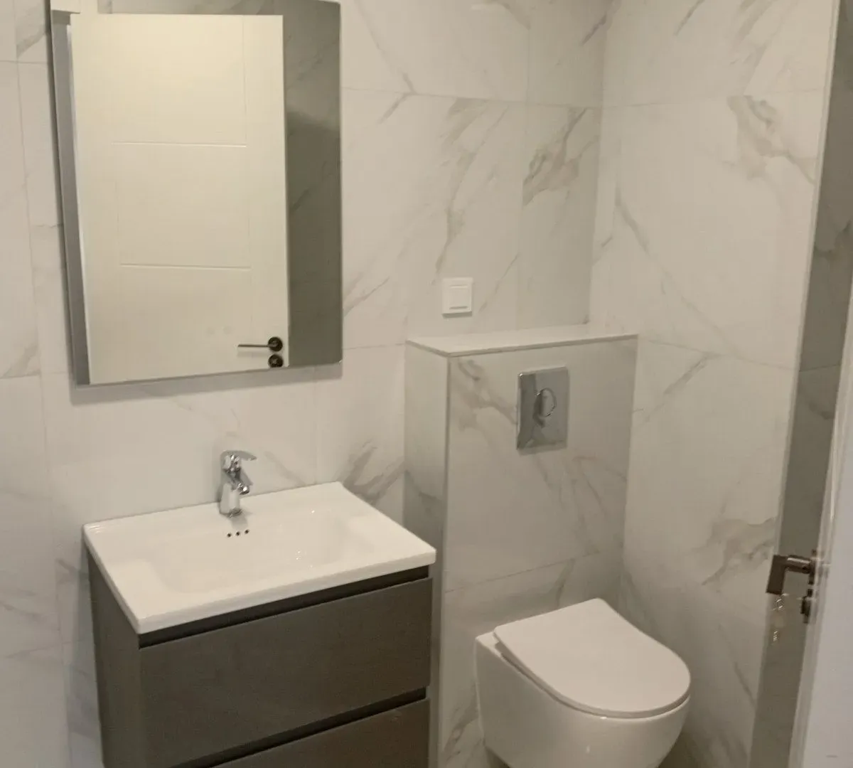 Sale, two bedroom apartment, 73m², Centar, Bar