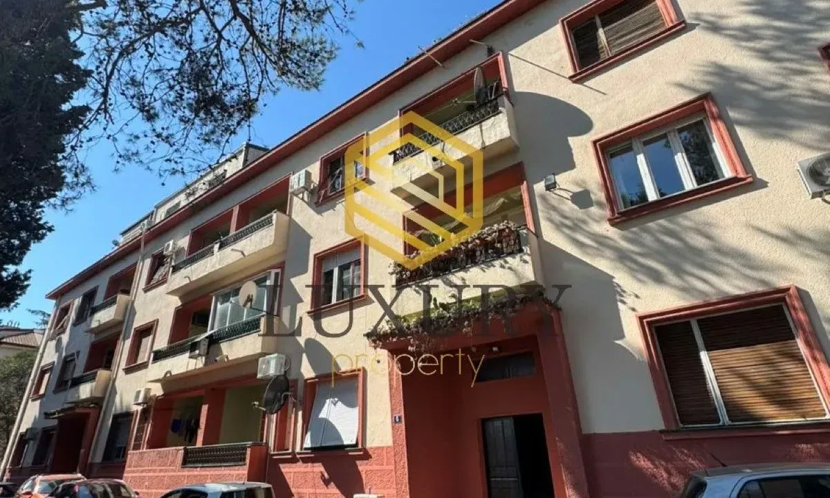 Sale, three bedroom apartment, 116m², Centar, Podgorica