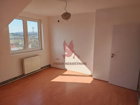 Prodaja, trosoban stan, 63m², Mladenovac, Beograd - image 7