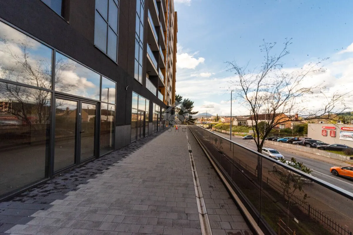 Sale, office space, 105m², Stari Aerodrom, Podgorica