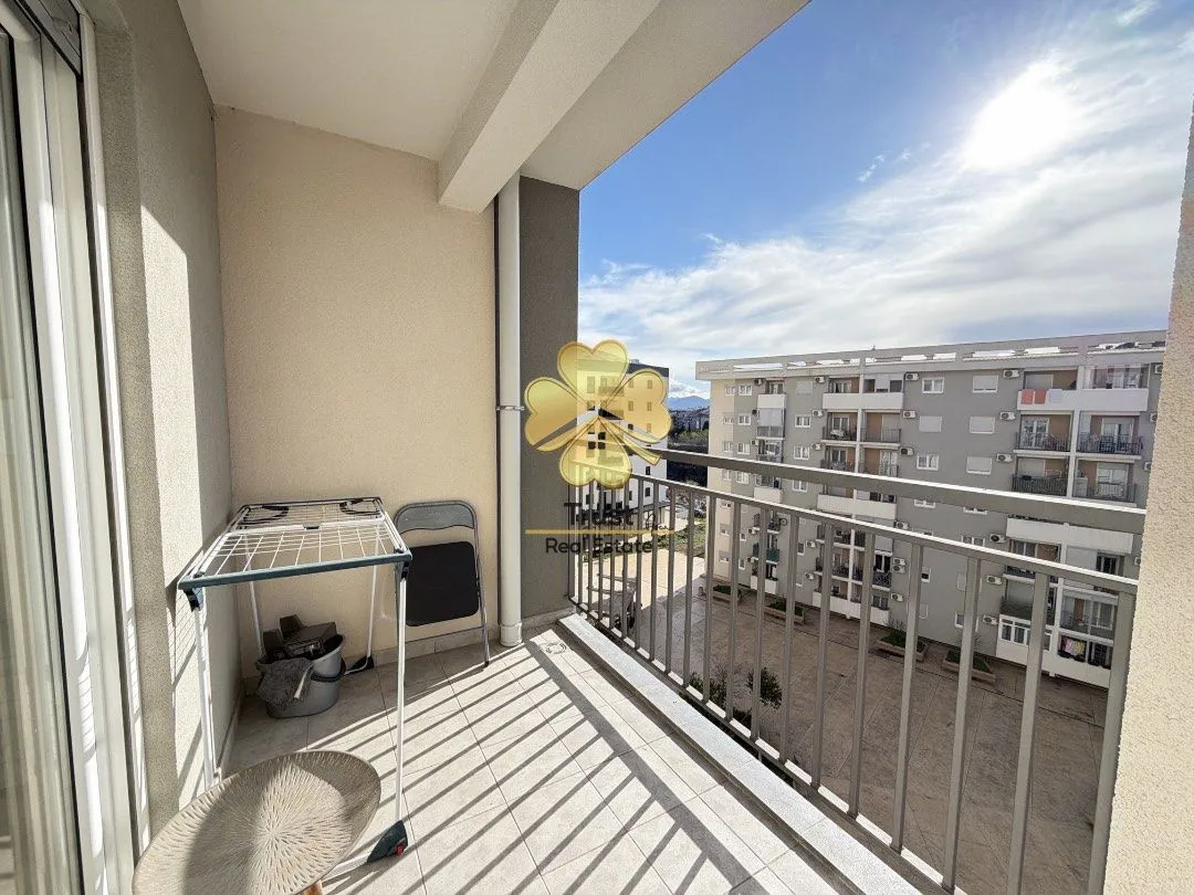Rent, one bedroom apartment, 50m², City Kej, Podgorica