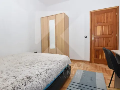 Izdavanje, četvorosoban stan, 150m², Stari Aerodrom, Podgorica - image 7