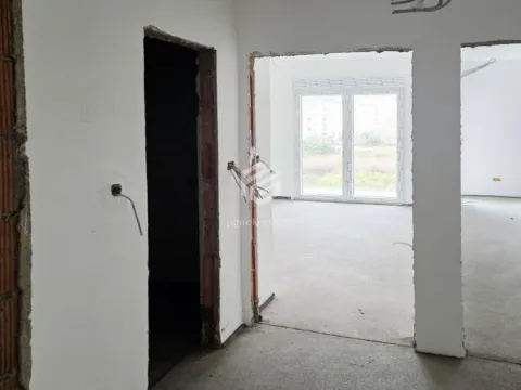 Prodaja, jednosoban stan, 47m², Ilino, Bar - image 6