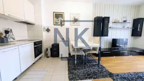 Rent, two bedroom apartment, 68m², City Kvart, Podgorica - image 3