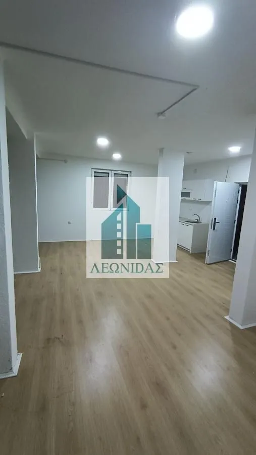 Rent, office space, 38m², Medijana, Niš