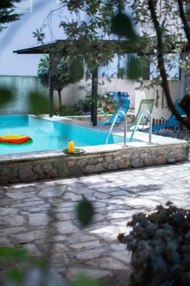 Sale, house, 300m², Krimovica, Kotor