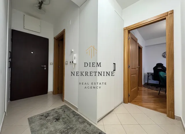 Izdavanje, jednosoban stan, 50m², City Kvart, Podgorica