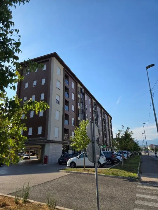 Izdavanje, jednosoban stan, 50m², Zabjelo, Podgorica