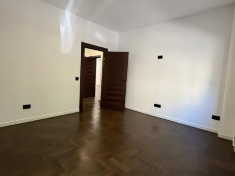 Prodaja, poslovni prostor, 103m², Cvetni Trg, Vračar Sve Podlokacije - image 5