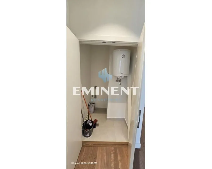 Izdavanje, dvosoban stan, 68m², Savski Venac, Beograd