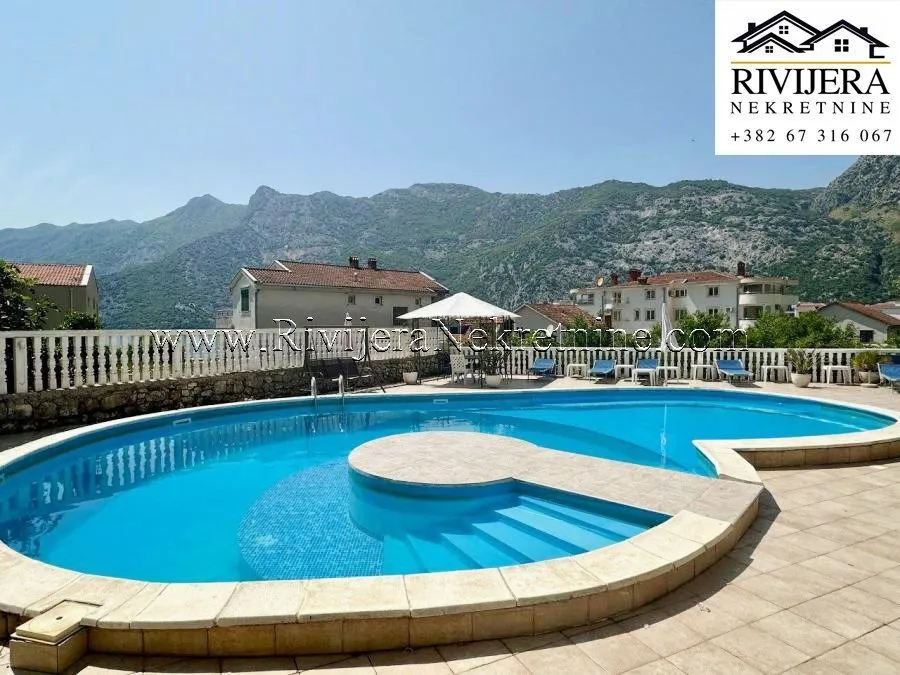 Prodaja, trosoban stan, 130m², Risan, Kotor