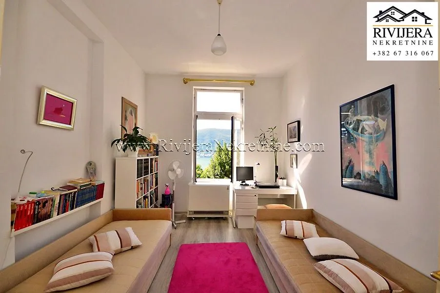 Prodaja, četvorosoban stan, 177m², Centar, Herceg Novi