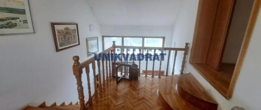 Prodaja, kuća, 300m², Sremski Karlovci, Novi Sad