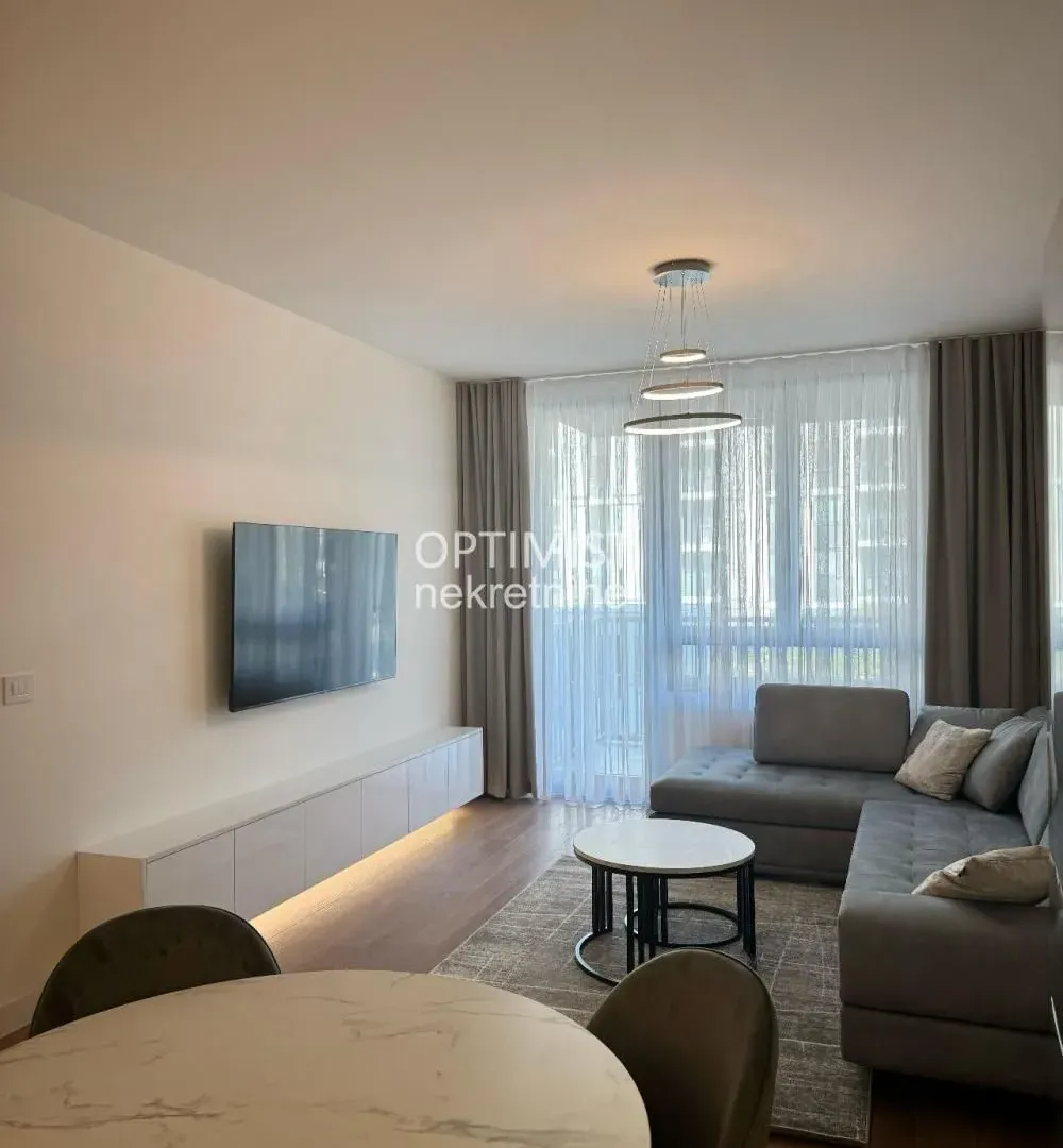 Rent, three bedroom apartment, 71m², Savski Venac, Beograd