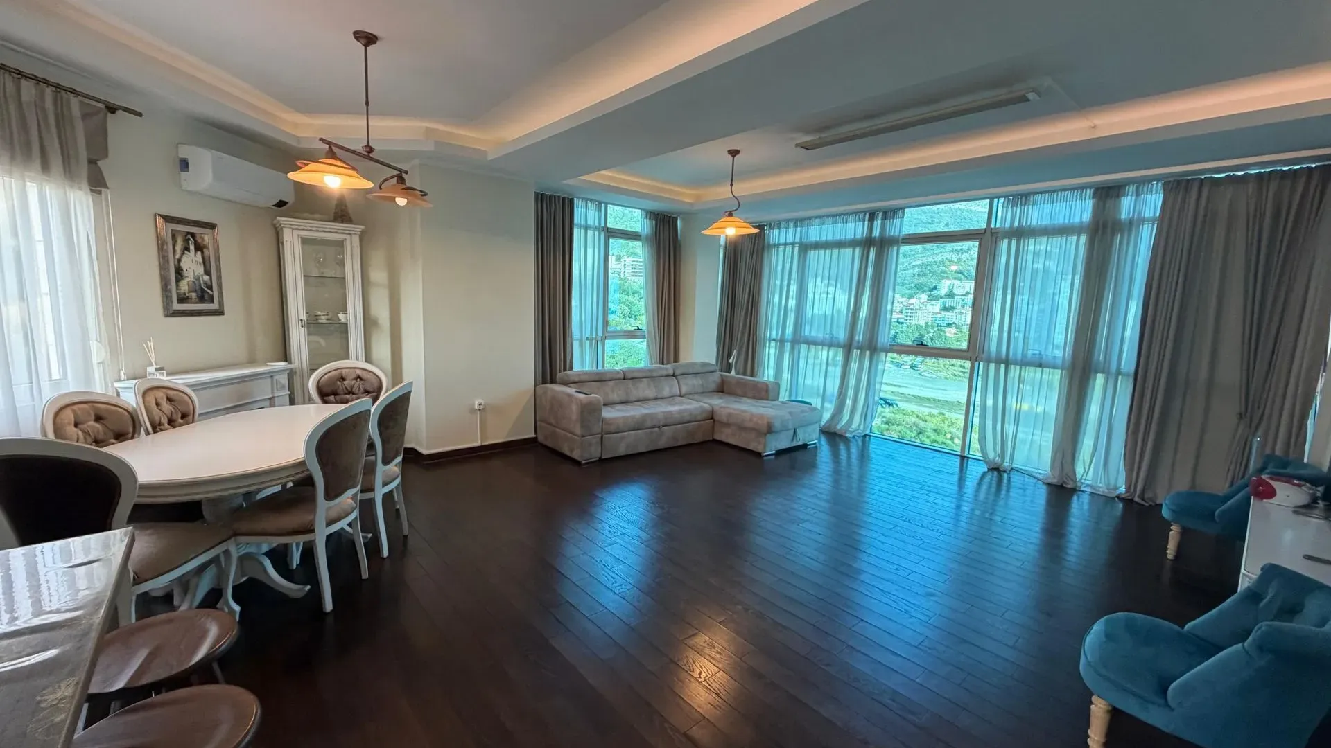 Prodaja, dvosoban stan, 89m², Bečići, Budva