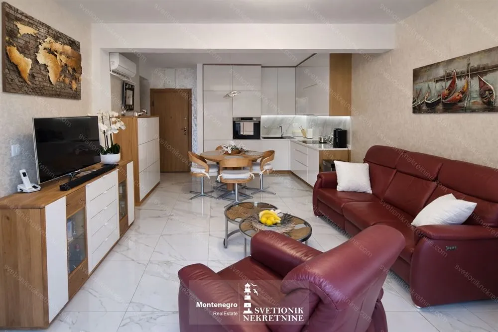 Prodaja, dvosoban stan, 62m², Igalo, Herceg Novi
