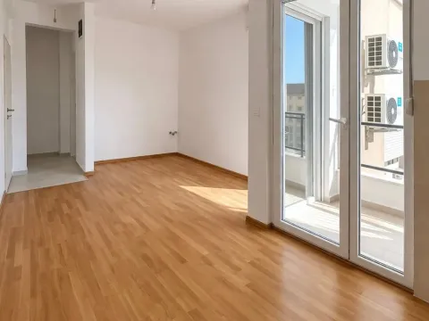 Rent, one bedroom apartment, 30m², Zabjelo, Podgorica - image 3