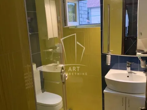 Prodaja, kuća, 336m², Jajinci, Voždovac Sve Podlokacije - image 4