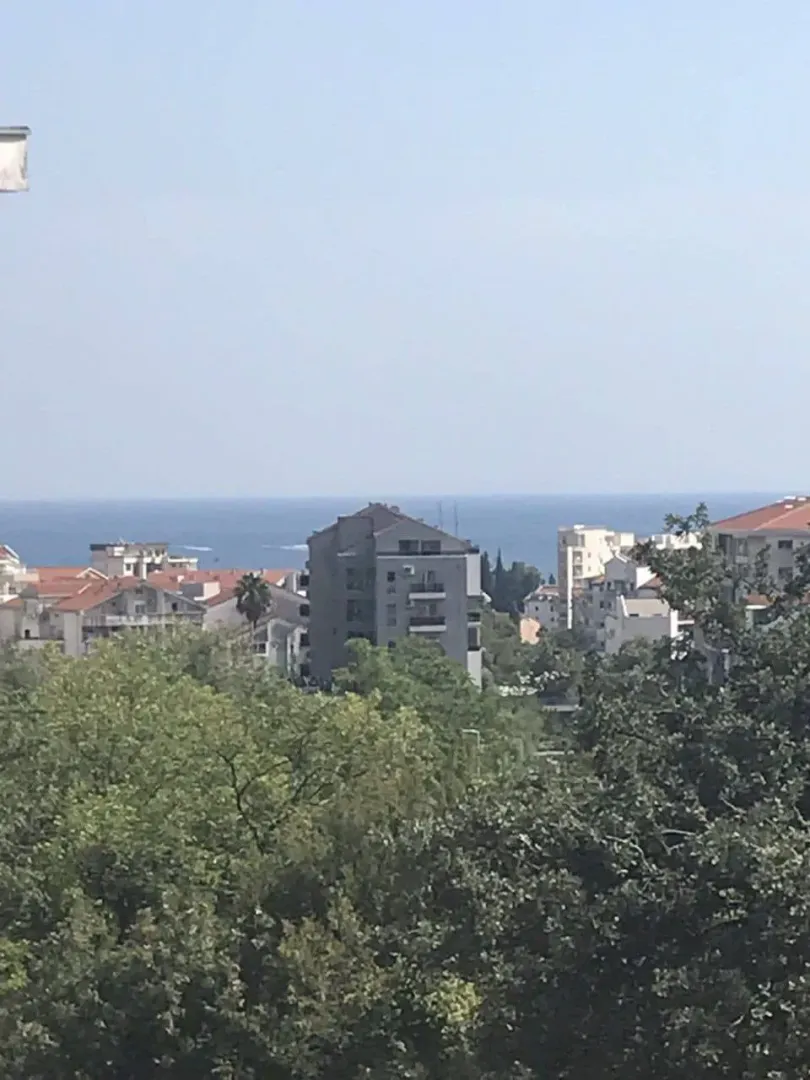 Rent, one bedroom apartment, 43m², Podmaine, Budva