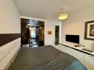 Rent, three bedroom apartment, 150m², Tivat, Crna Gora - image 10