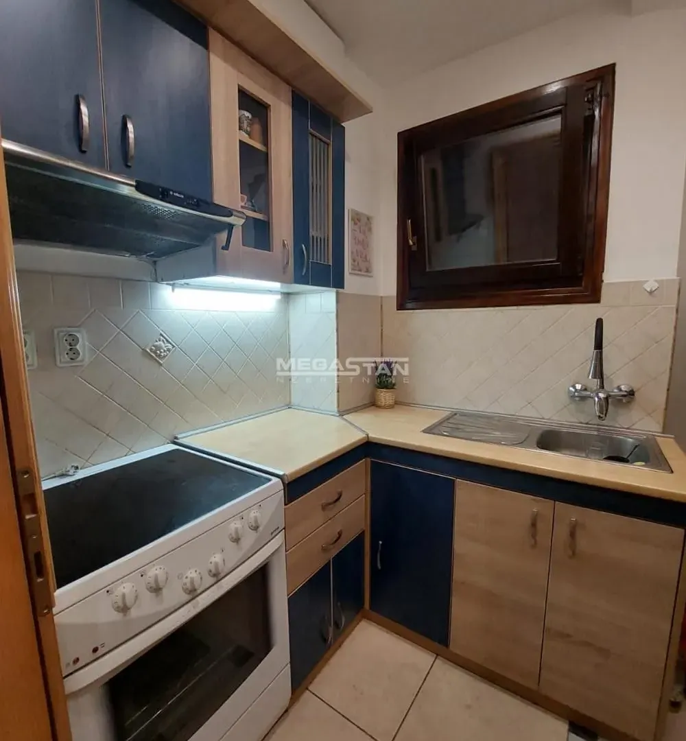 Prodaja, četvorosoban stan, 96m², Vračar Centar, Vračar Sve Podlokacije