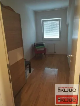 Izdavanje, jednosoban stan, 36m², Novi Sad, Srbija - image 3