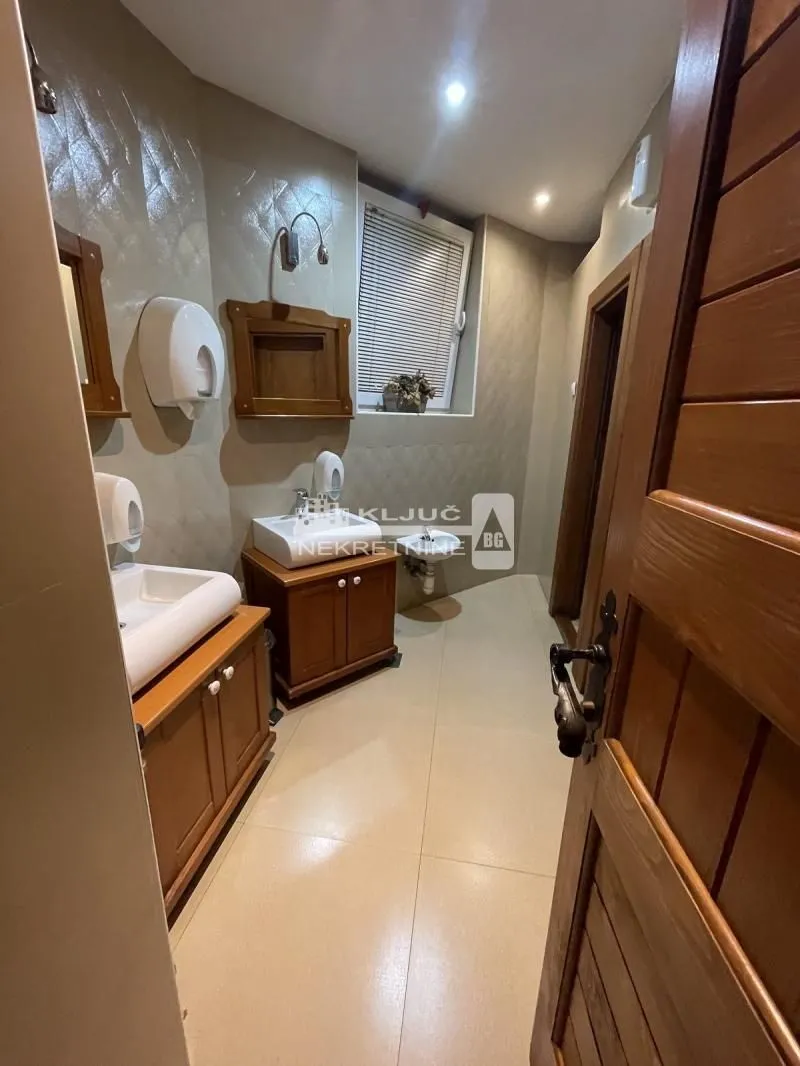Prodaja, ugostiteljski objekat, 500m², Dušanovac, Voždovac Sve Podlokacije