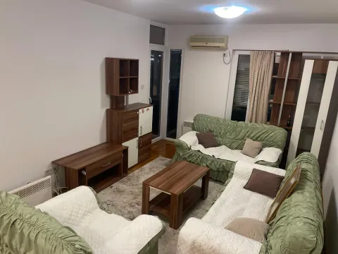 Rent, two bedroom apartment, 60m², 1 maj, Podgorica - image 6
