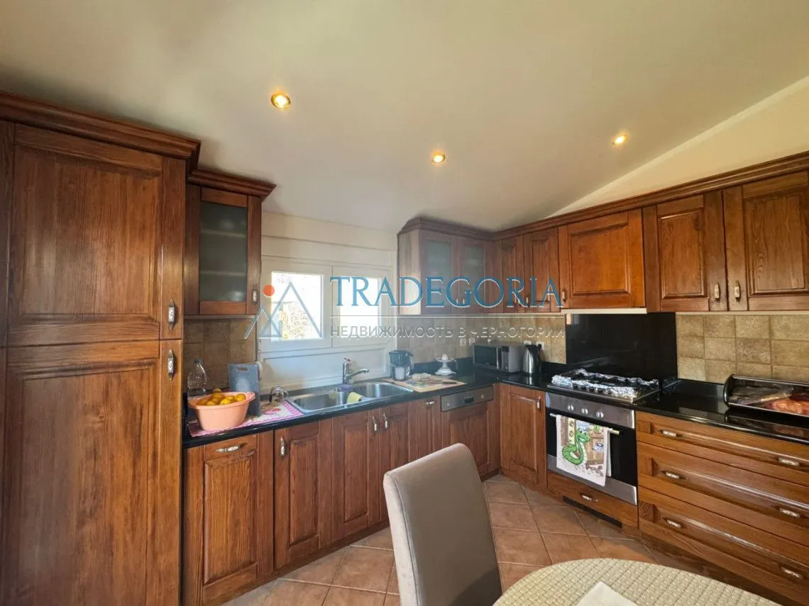 Sale, house, 160m², Sutomore, Bar