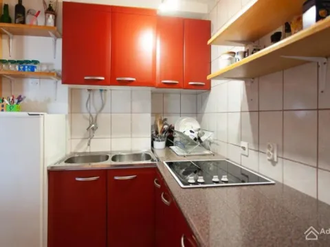 Sale, one bedroom apartment, 69m², Petrovac, Budva - image 9
