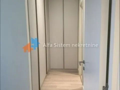 Izdavanje, četvorosoban stan, 110m², Savski Venac, Beograd - image 15