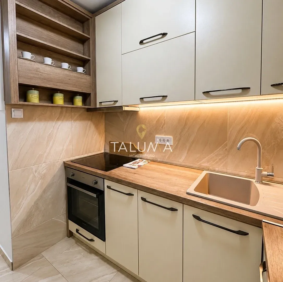 Rent, two bedroom apartment, 78m², Blok 5, Podgorica