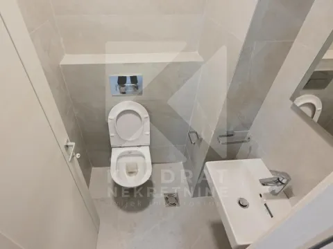 Rent, two bedroom apartment, 65m², Central Point, Podgorica - image 13