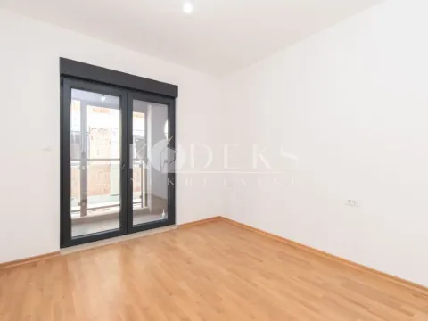 Rent, office space, 50m², Momišići, Podgorica - image 6