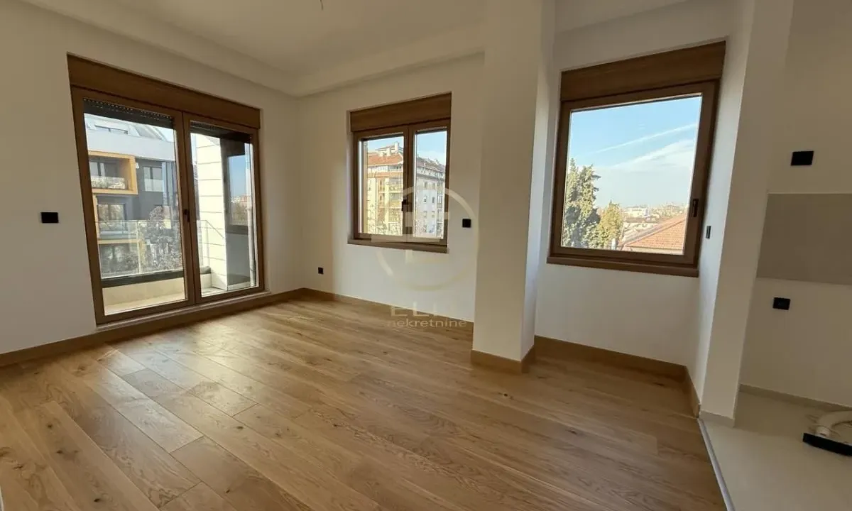Sale, four bedroom apartment, 83m², Adamovićevo Naselje, Novi Sad Sve Podlokacije