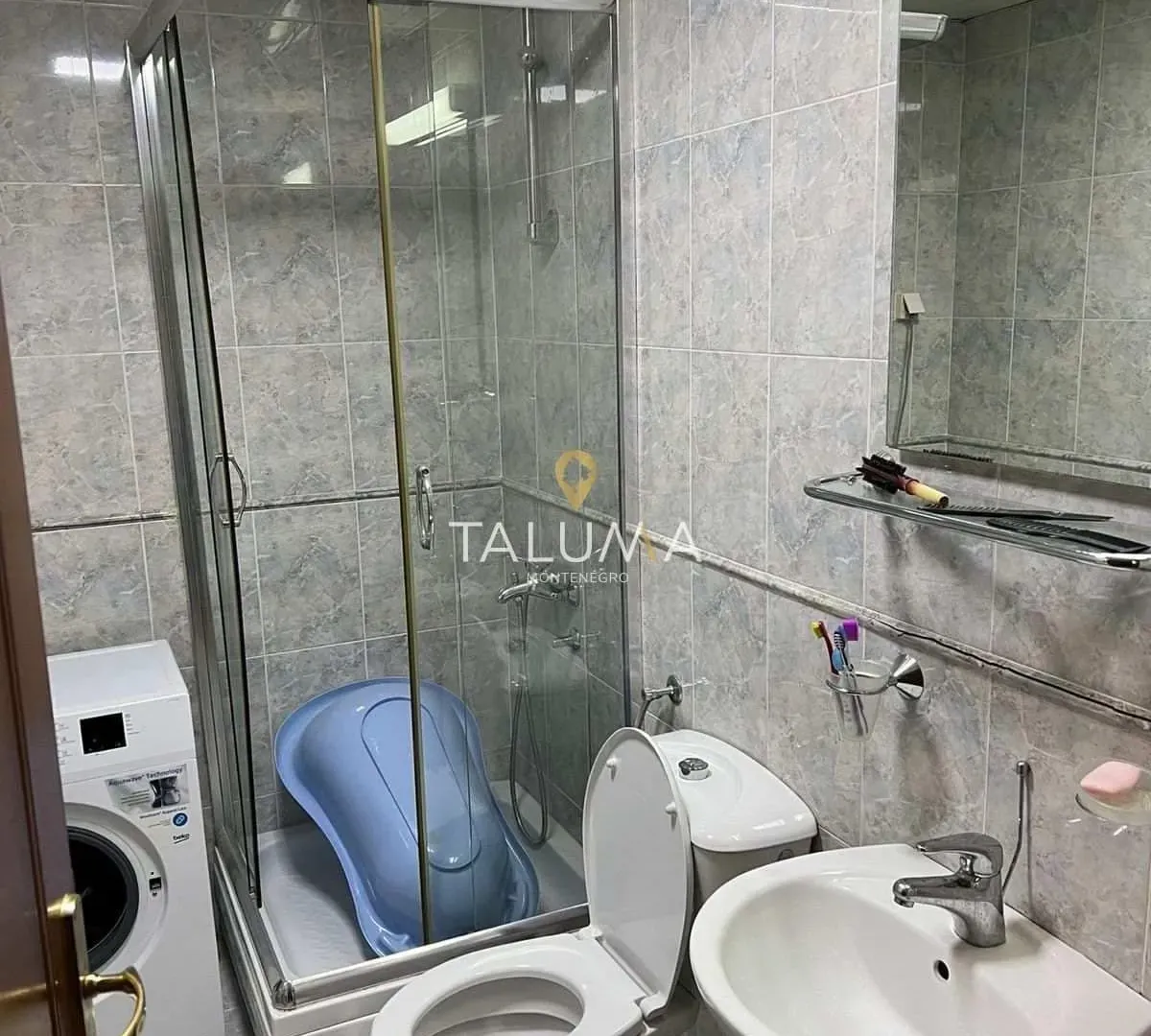 Sale, apartment, 125m², Centar, Bar