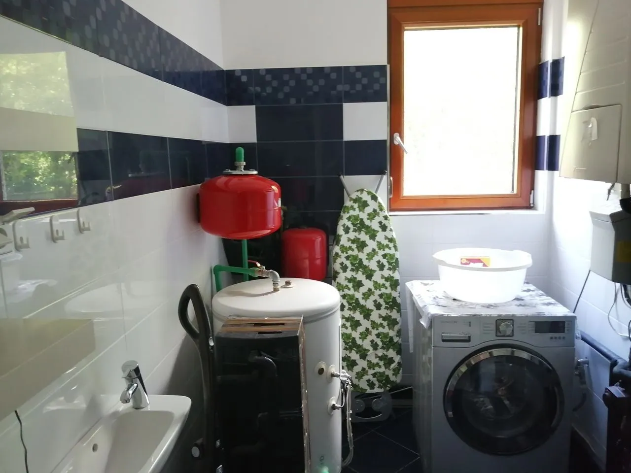 Prodaja, trosoban stan, 101m², Orahovac, Kotor