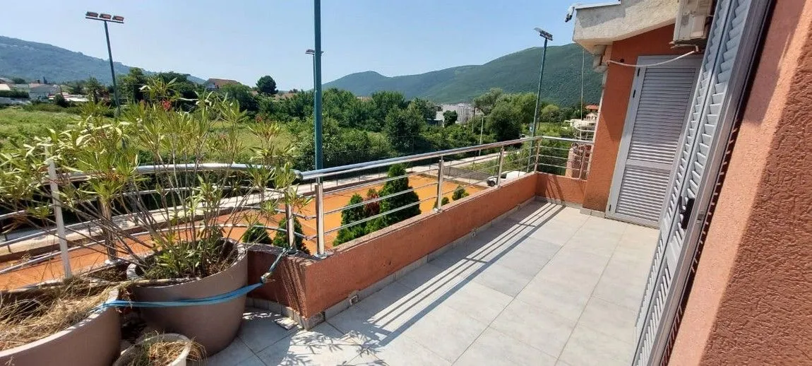 Prodaja, dvosoban stan, 128m², Kotor, Crna Gora