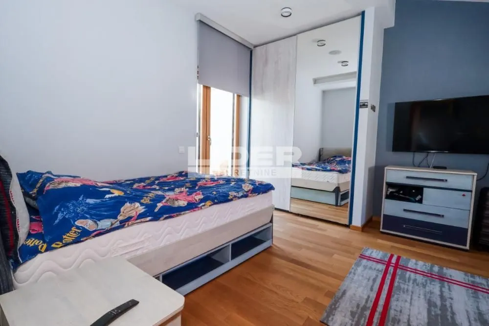 Prodaja, kuća, 279m², Košutnjak, Beograd
