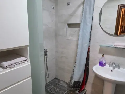 Sale, two bedroom apartment, 66m², Stari Aerodrom, Podgorica - image 14