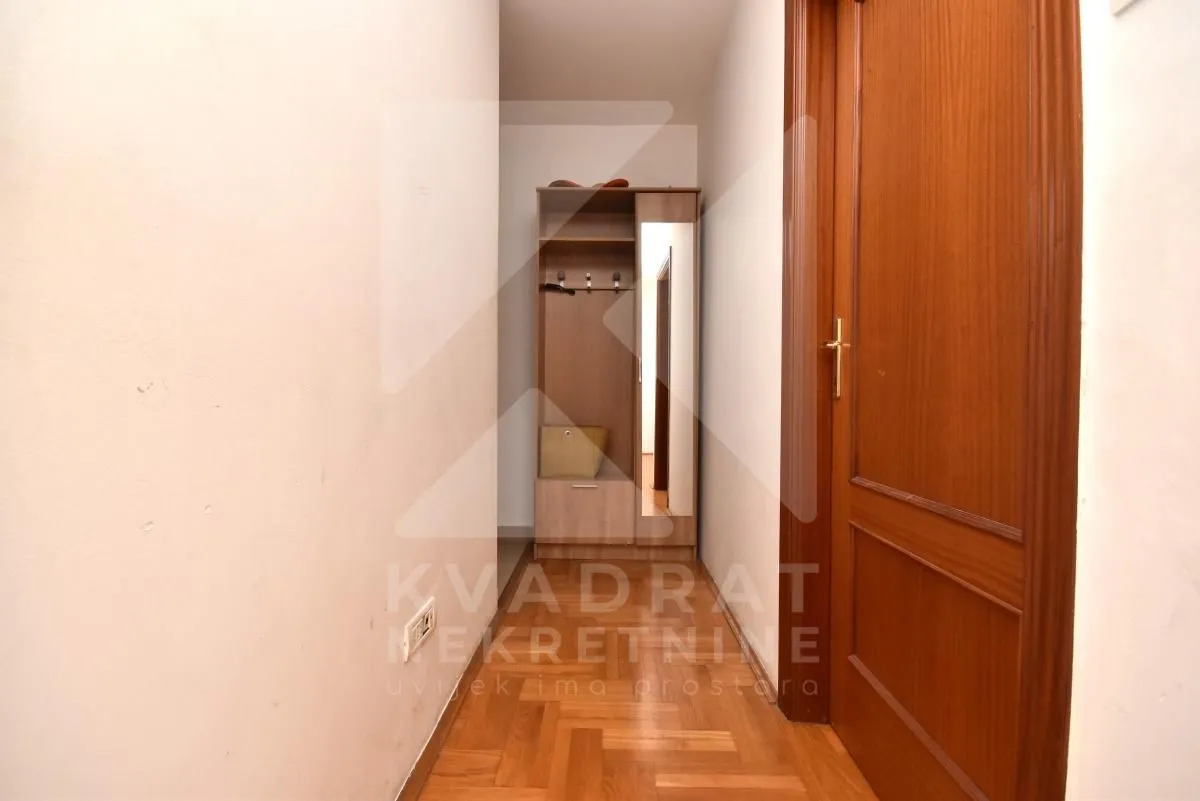Rent, one bedroom apartment, 38m², 1 maj, Podgorica